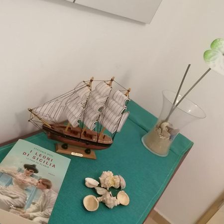 Casa Vacanze Aurora Balestrate Eksteriør billede