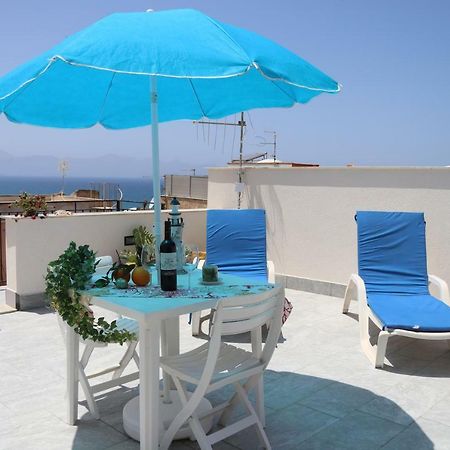 Casa Vacanze Aurora Balestrate Eksteriør billede